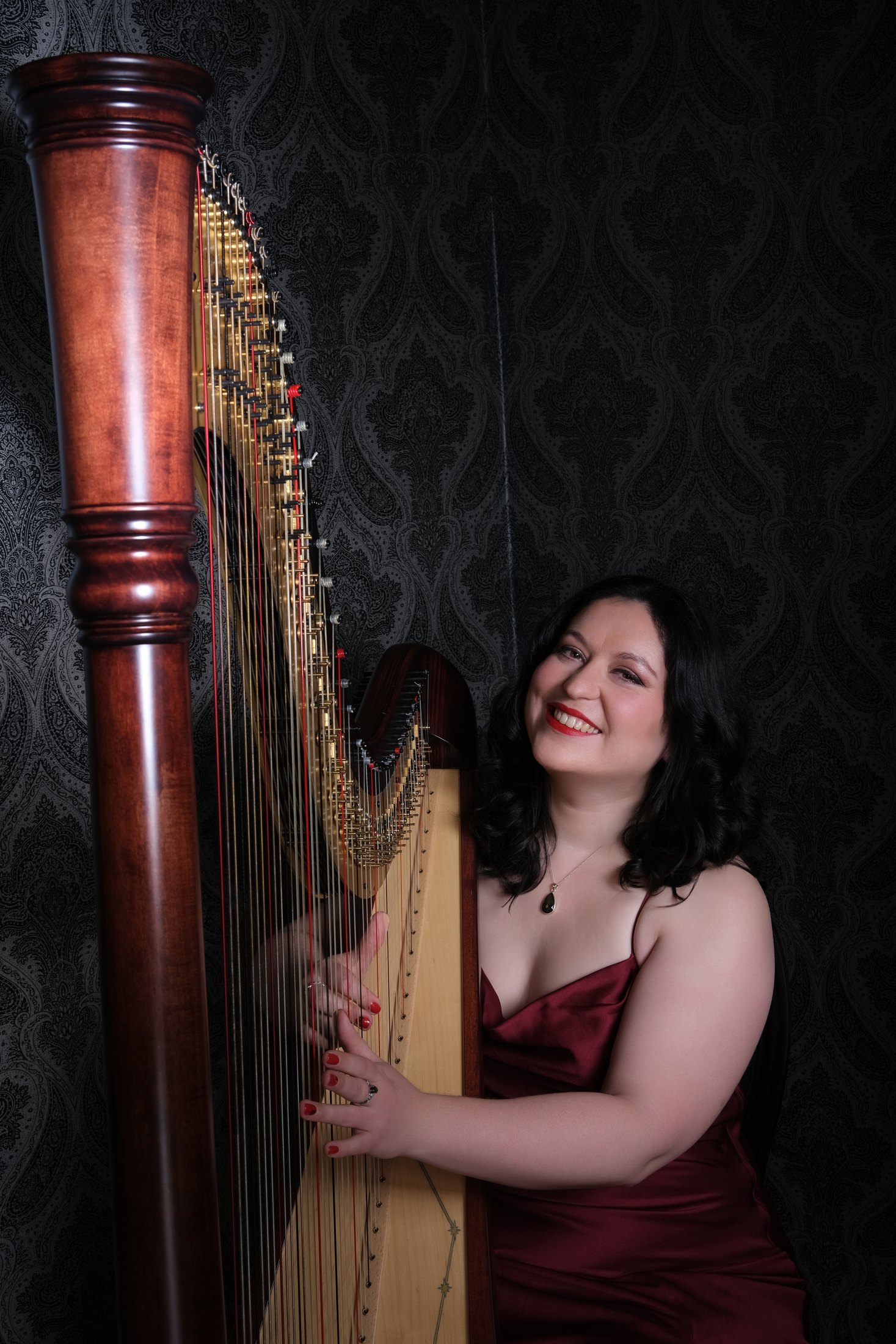 Maria Trotter with her harp
